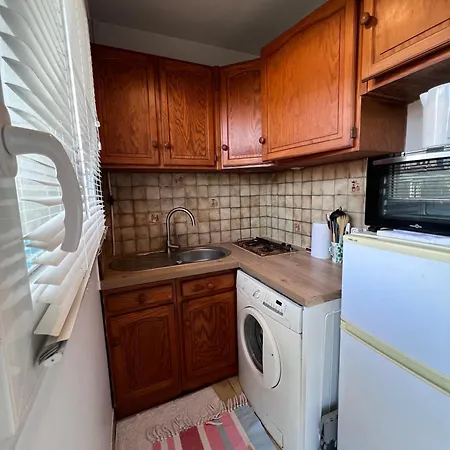 Avec Balcon A Deux Pas De Paris 아파트