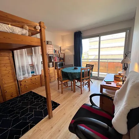 아파트 Avec Balcon A Deux Pas De Paris 이브리쉬르센